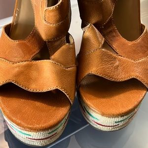 super cute Nine West Vintage Collection wedge heel